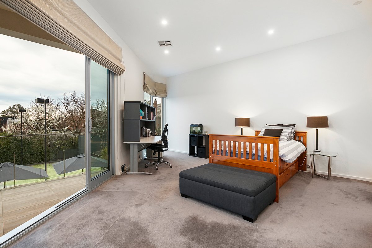 Real Estate and Property in Hawthorn, VIC