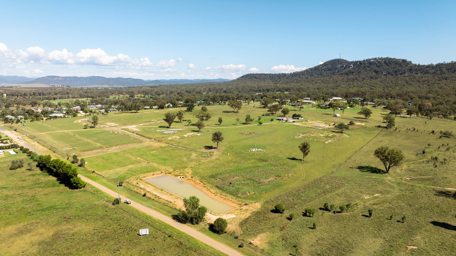  'Highfields Estate' Almond St  DENMAN 3