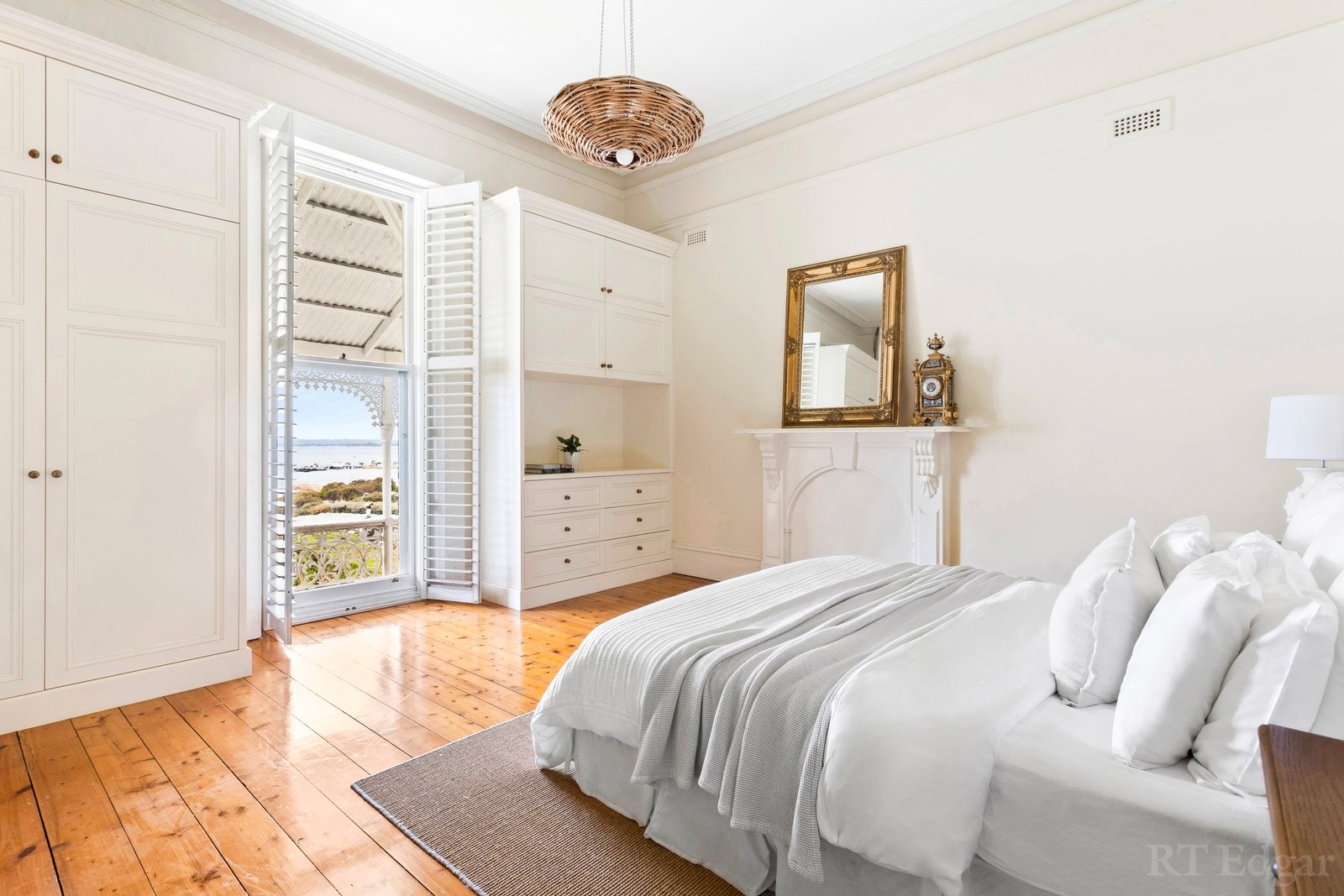 Real Estate and Property in Hindson House/3440 Pt Nepean Road, Sorrento, VIC