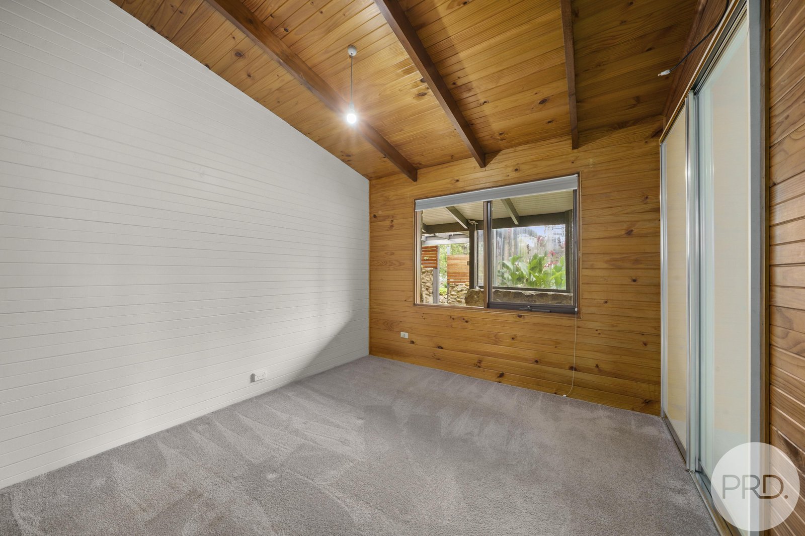 'Karinga' 9 Elizabeth Street PONTYPOOL 7