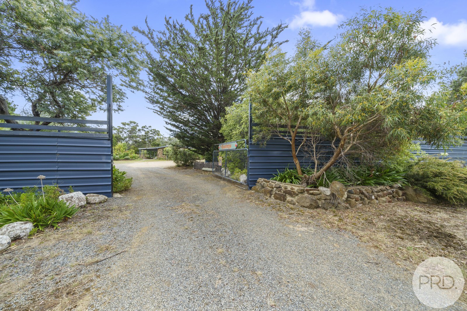 'Karinga' 9 Elizabeth Street PONTYPOOL 10
