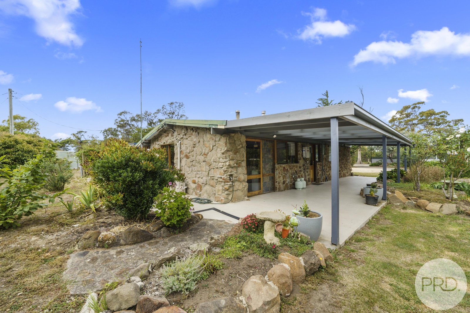 'Karinga' 9 Elizabeth Street PONTYPOOL 11