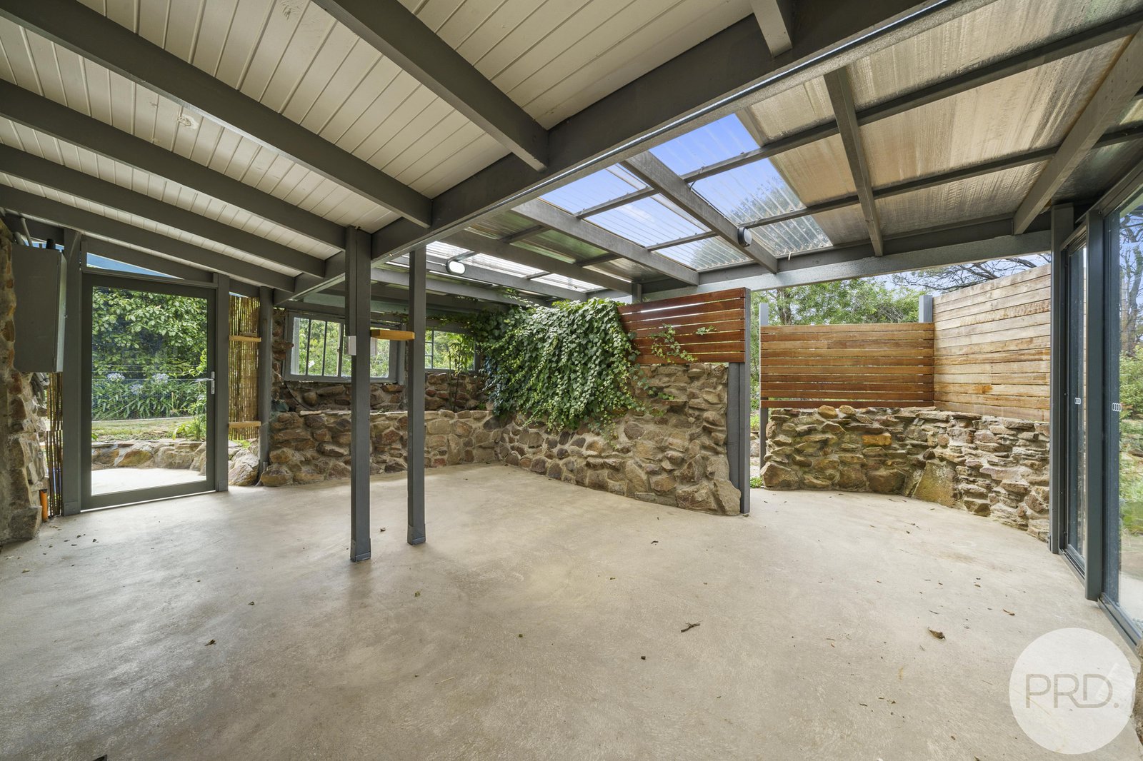 'Karinga' 9 Elizabeth Street PONTYPOOL 15