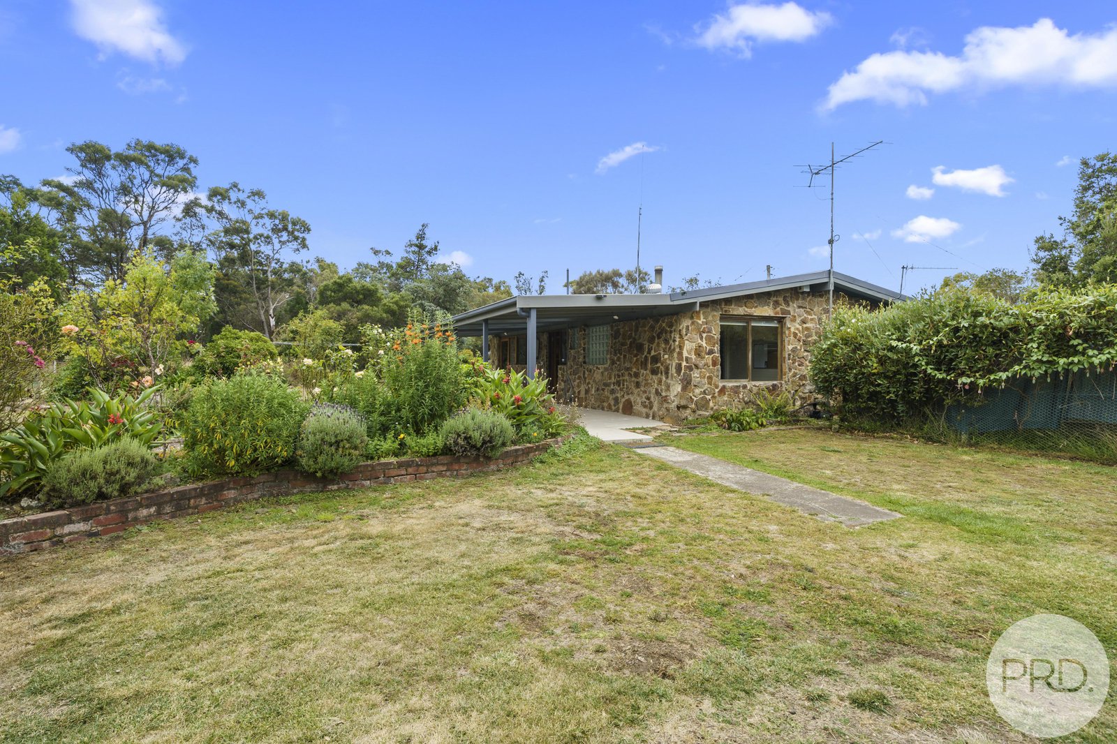 'Karinga' 9 Elizabeth Street PONTYPOOL 21