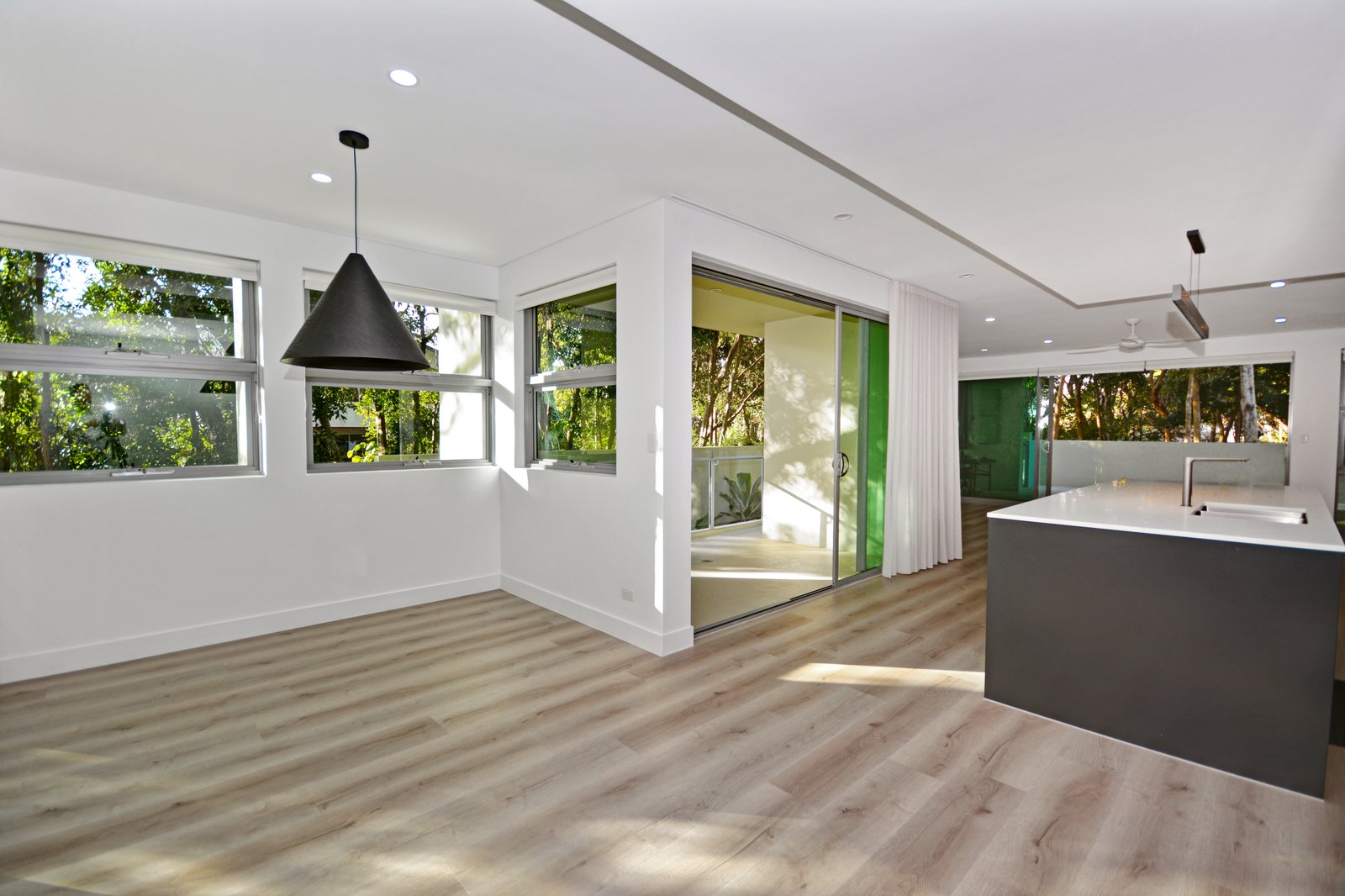  KINGSCLIFF 11
