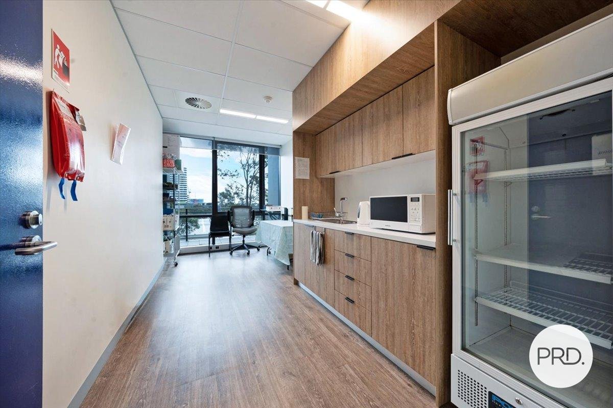 L3/3 Columbia Court NORWEST 13