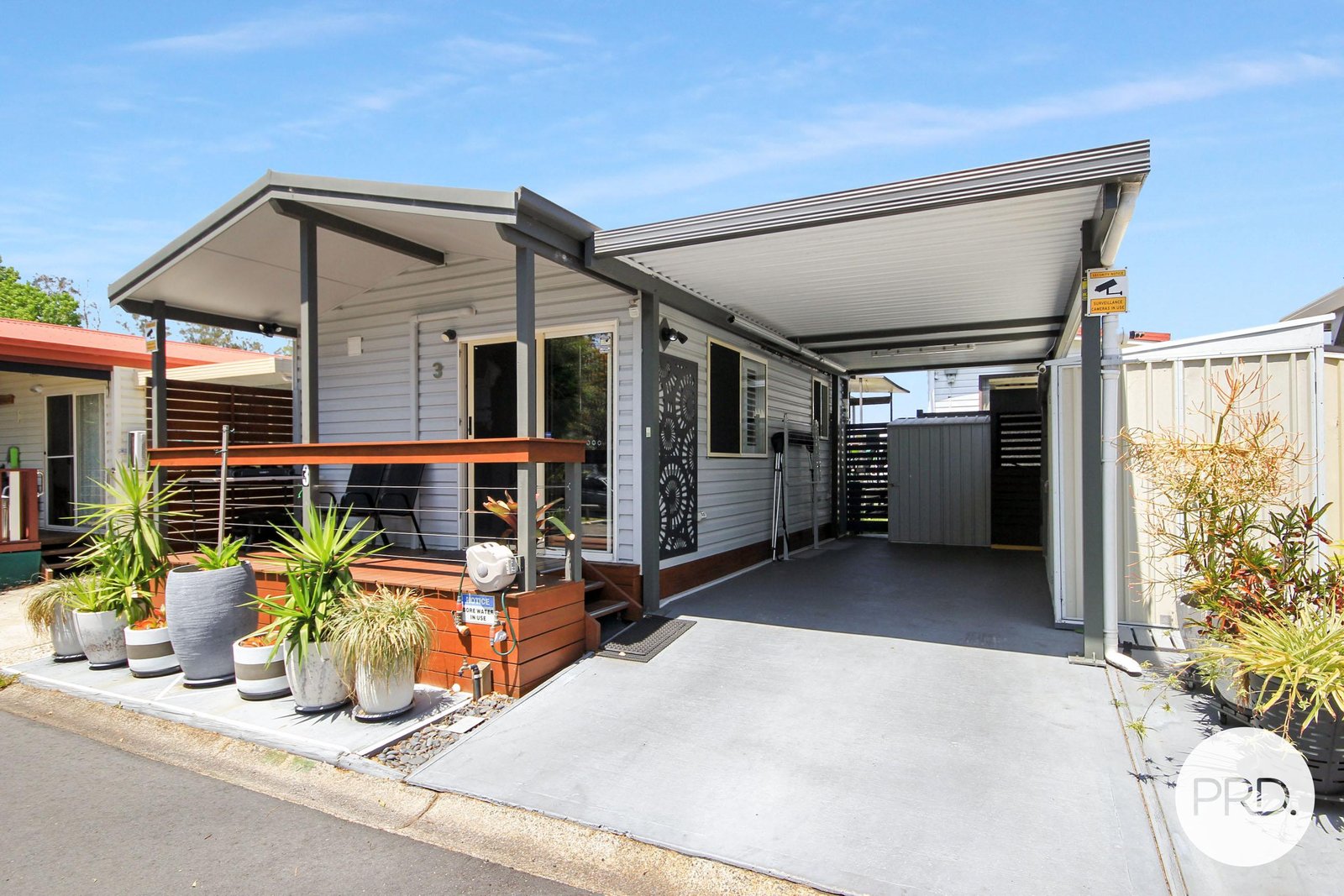  LAURIETON 1