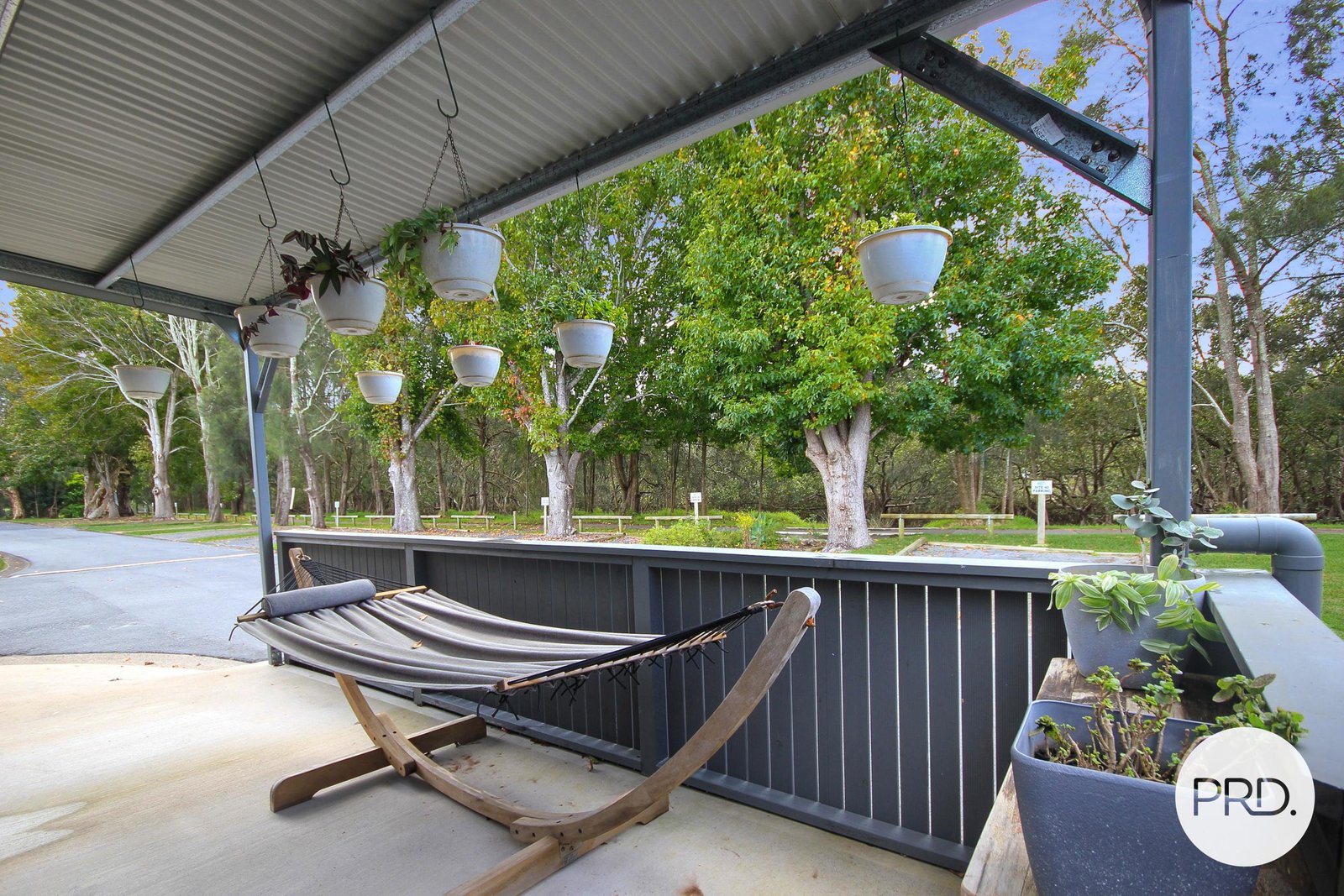 LAURIETON 2