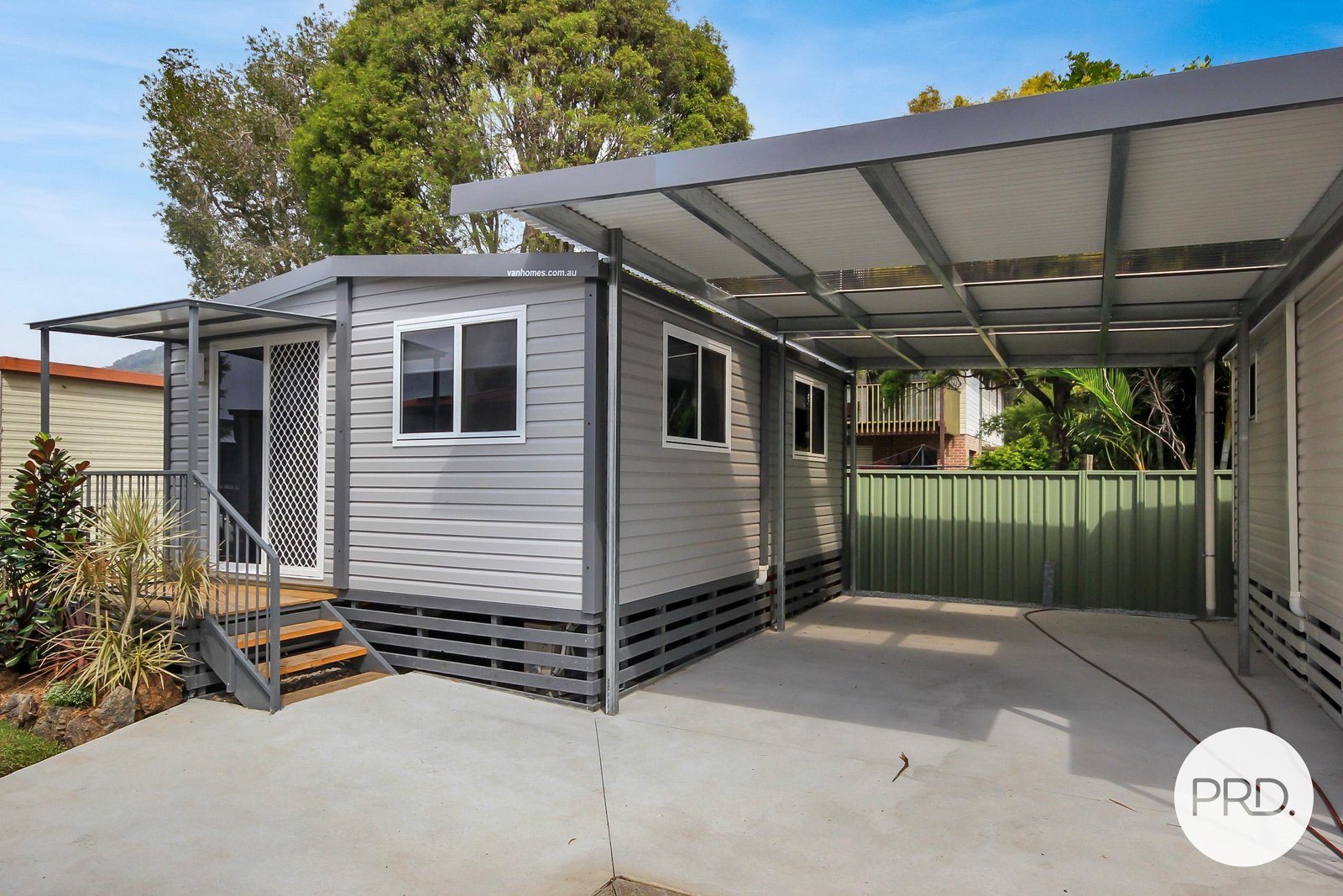  LAURIETON 1