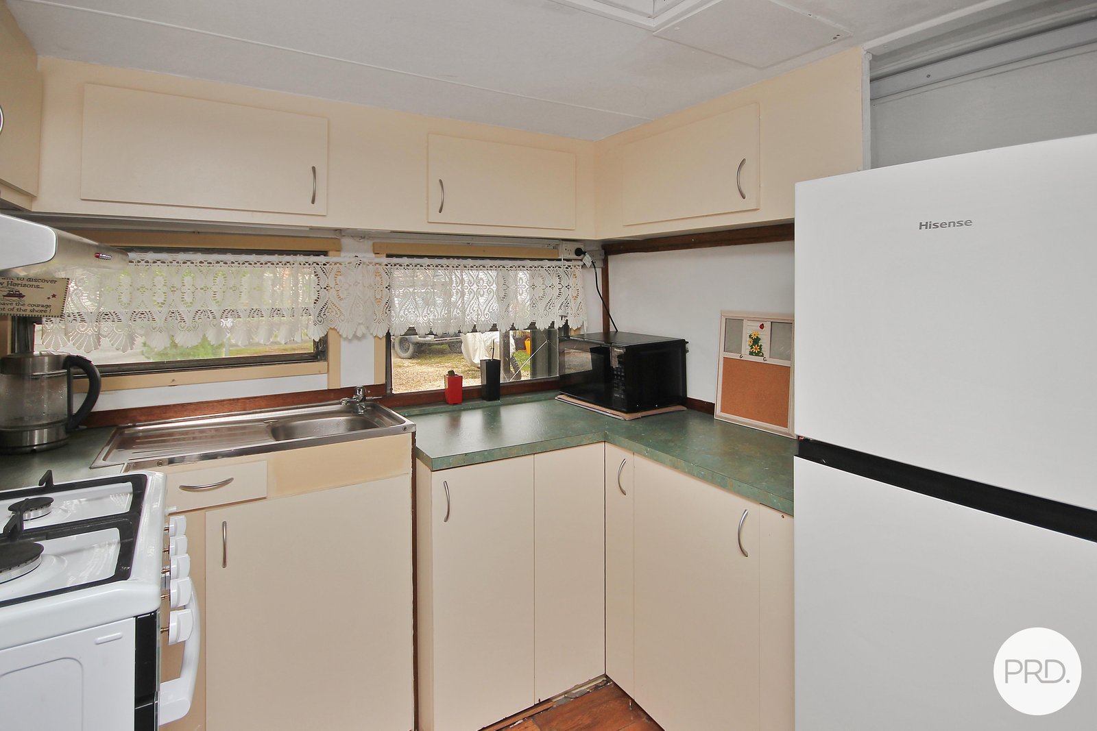  LAURIETON 5