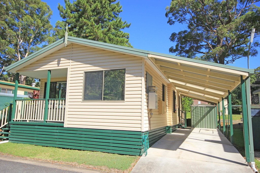  LAURIETON 1
