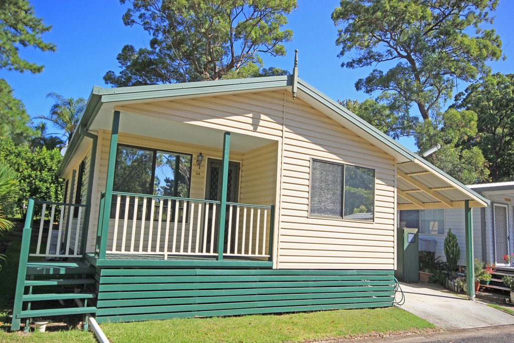  LAURIETON 9