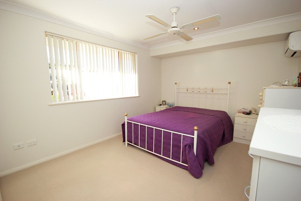  LAURIETON 8
