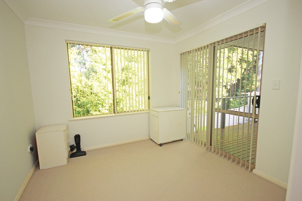  LAURIETON 11