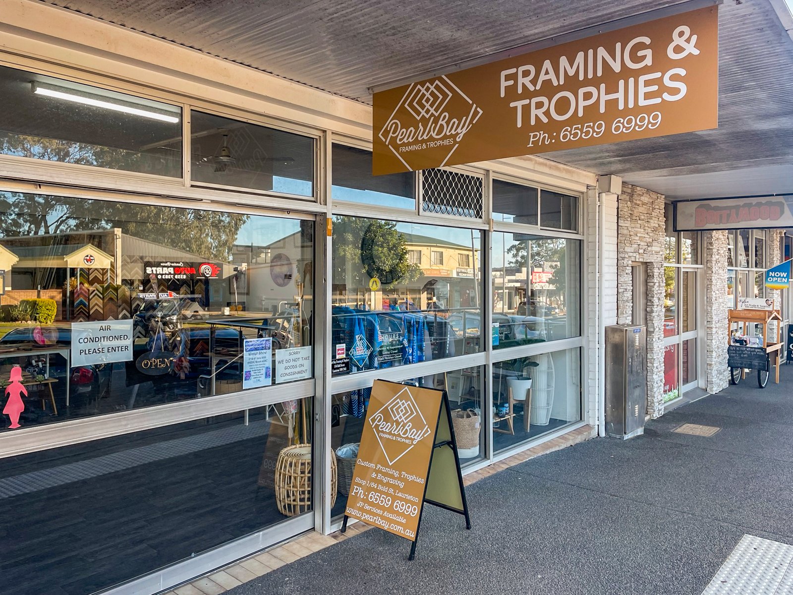  LAURIETON 1