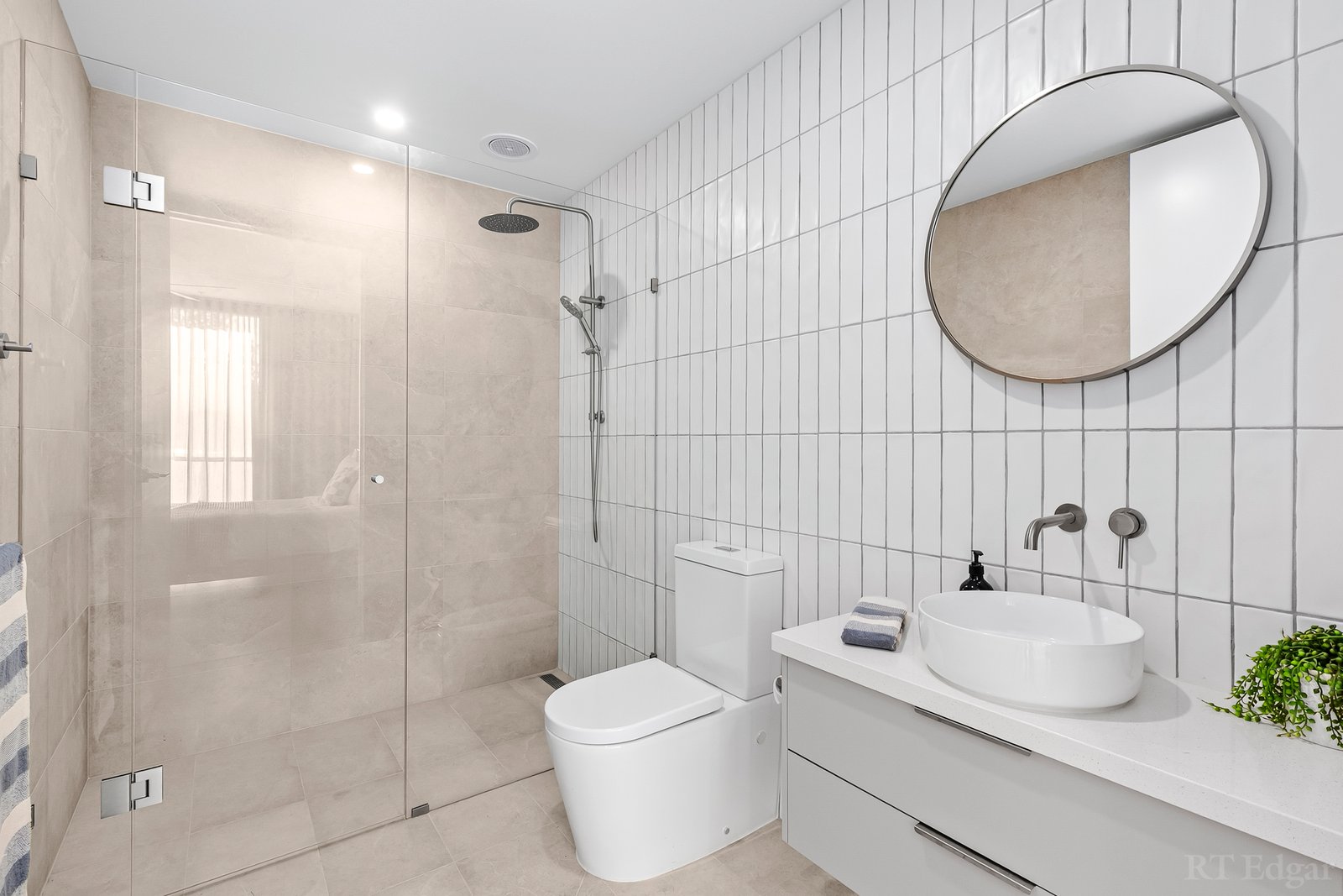 Real Estate and Property in Level 1, 101/1 Bluff Road, St Leonards, VIC