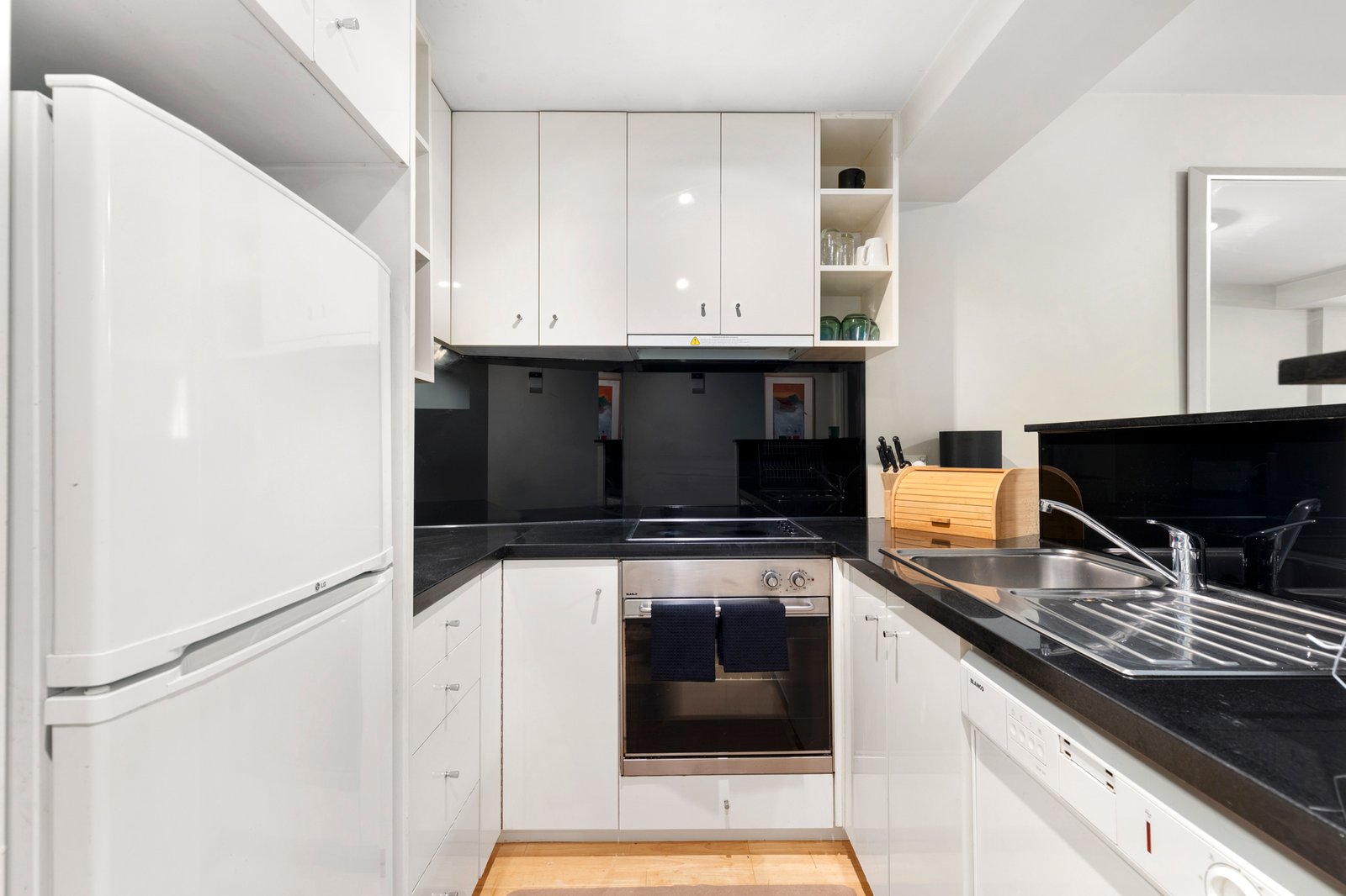 Gallery: LG2/52 Darling Street