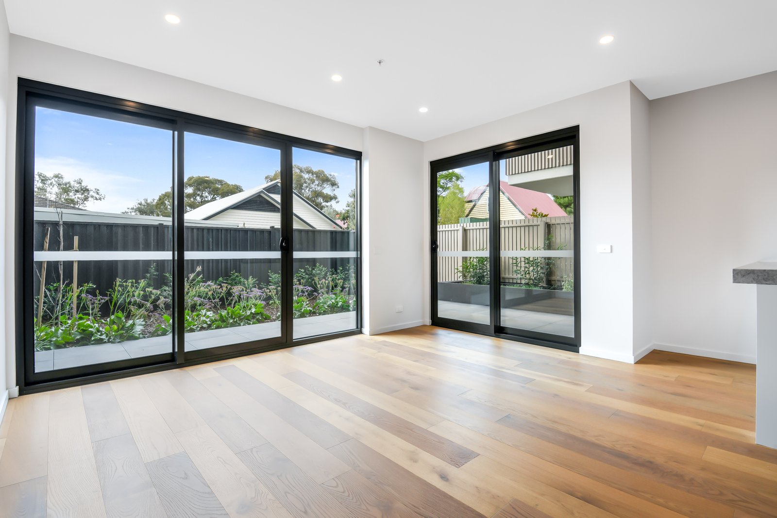 Gallery: LG3/1631 Malvern Road