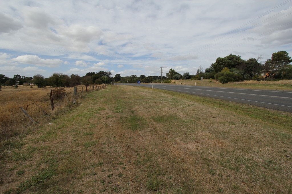 Lot 1 Glenelg Highway SMYTHESDALE 3