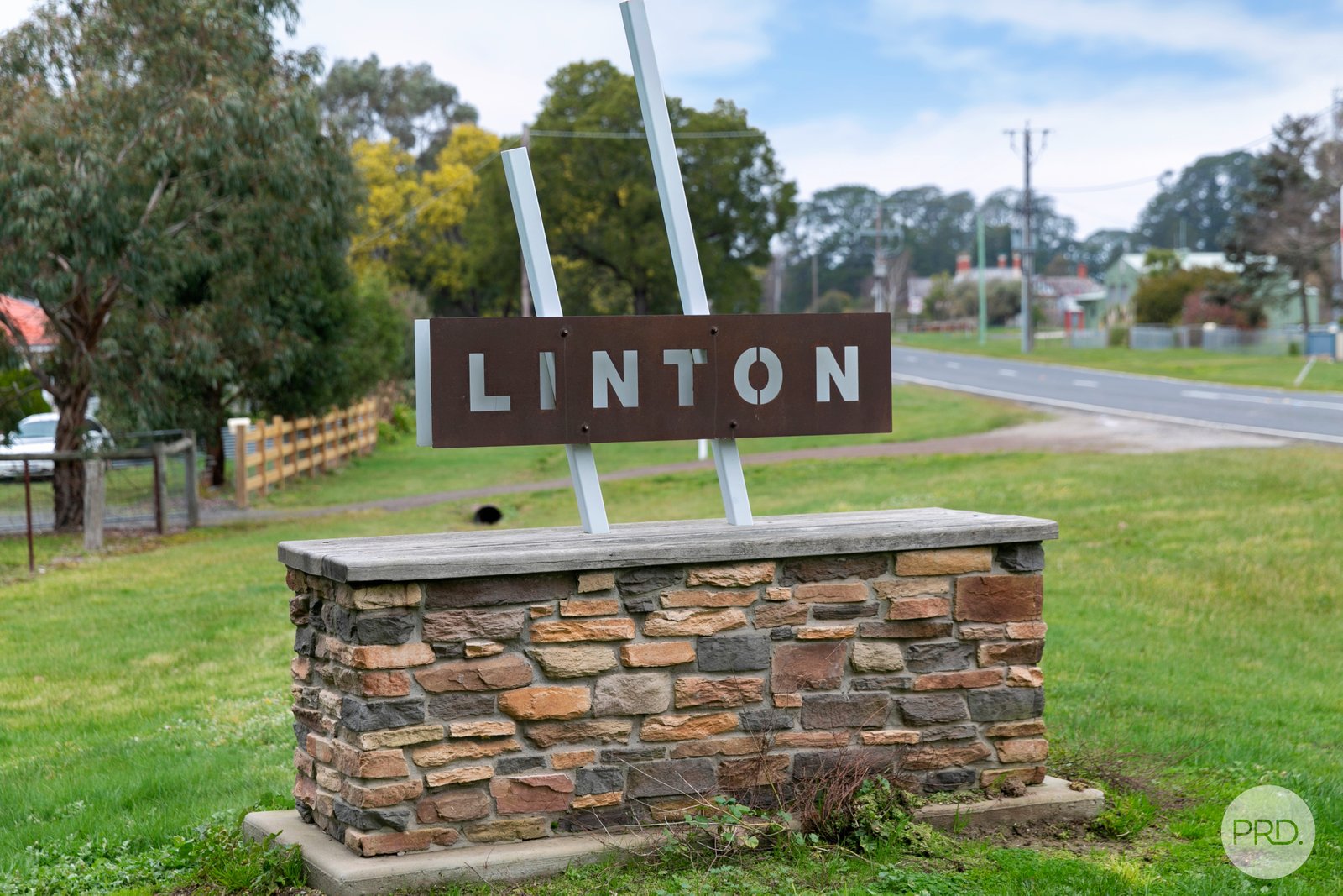  Young Street LINTON 2