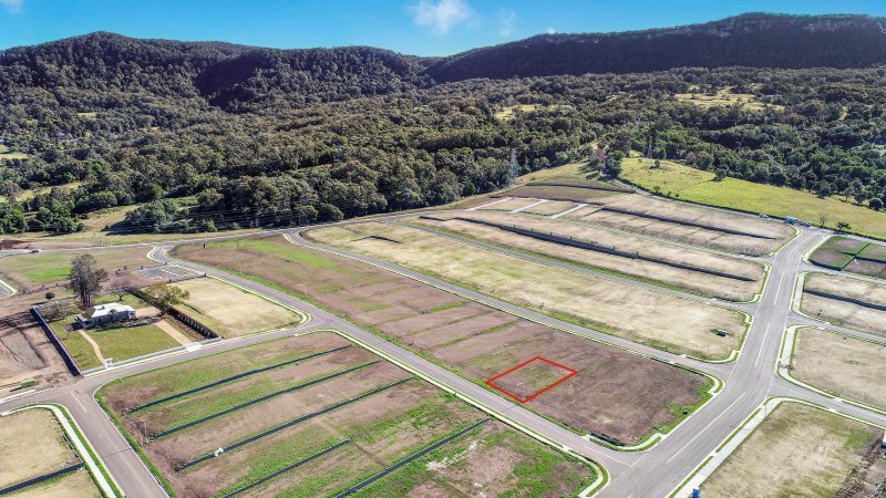 Lot 1051 Kembla Grange Estate  KEMBLA GRANGE 3