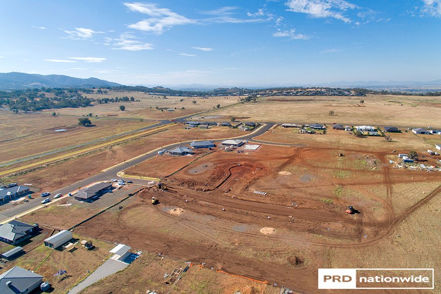 Lot 141 Moore Creek Gardens TAMWORTH 4