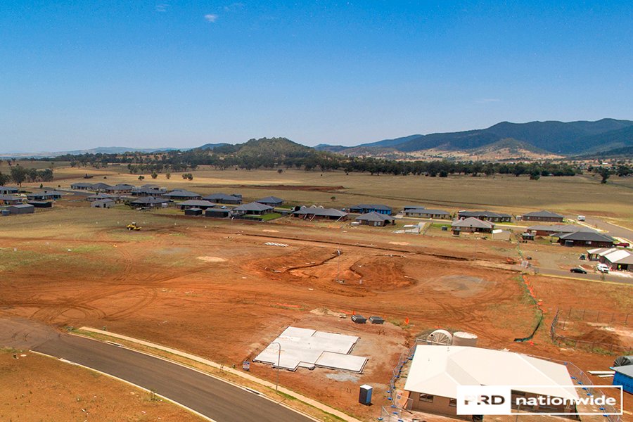 Lot 141 Moore Creek Gardens TAMWORTH 5