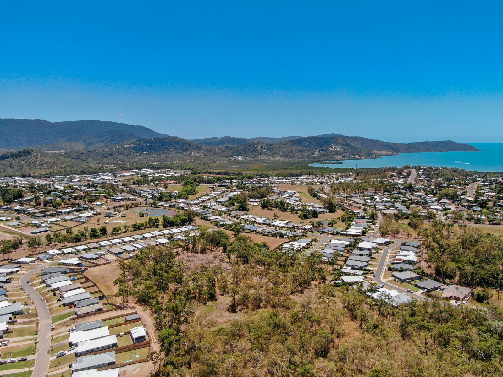 Lot 145 Whitsunday  Lakes Estate  CANNONVALE 1