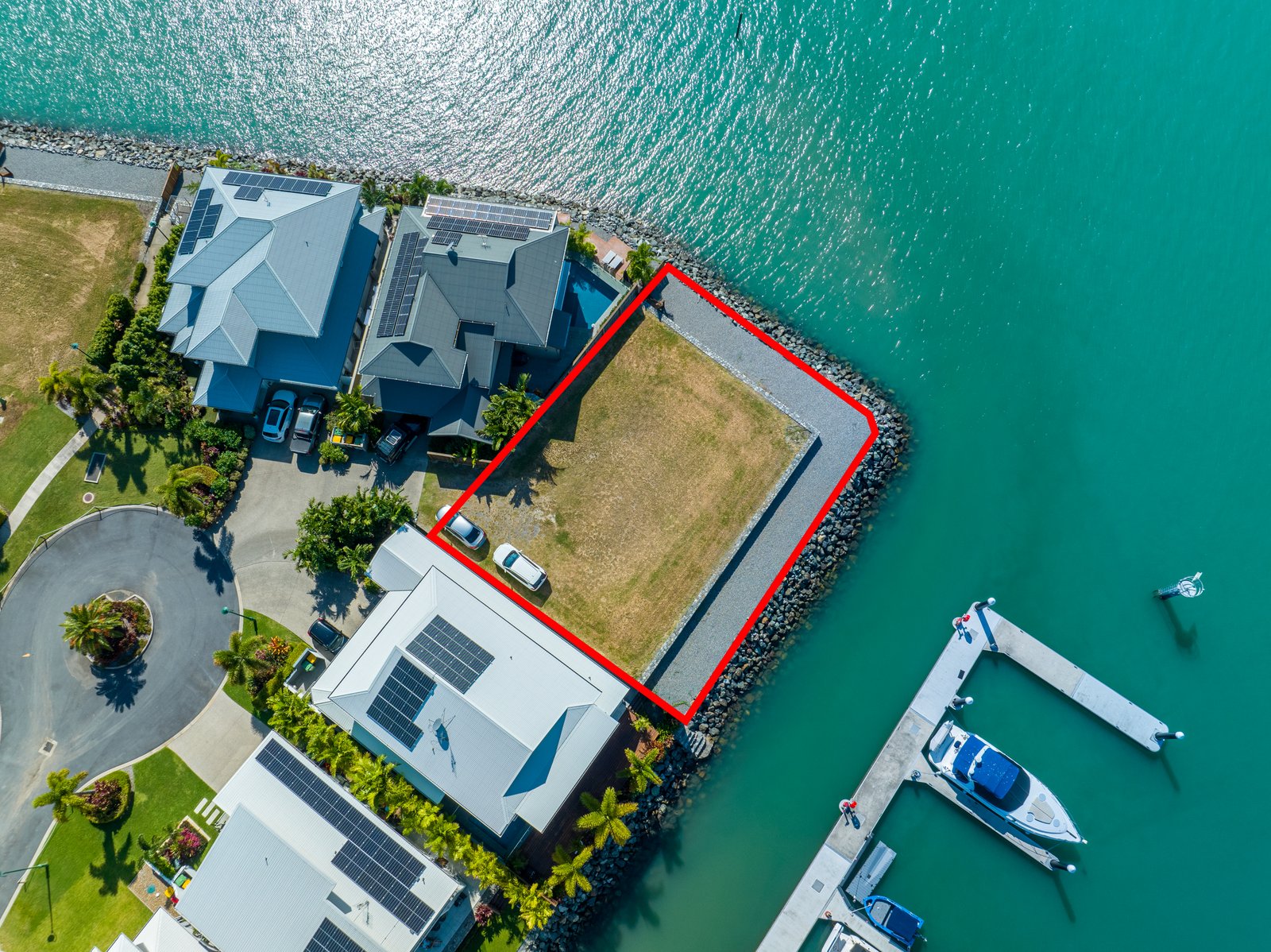 21-23 The Cove AIRLIE BEACH 6