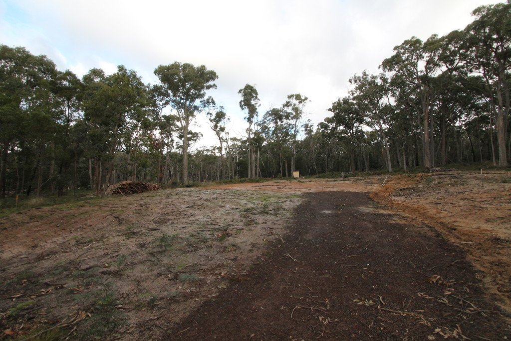 Lot 15 Laurence Drive SNAKE VALLEY 5