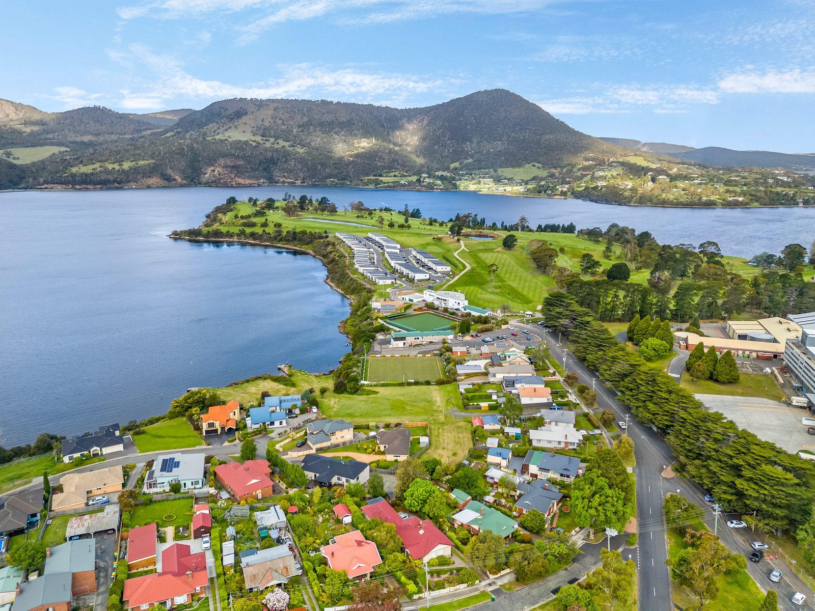  Bournville Crescent CLAREMONT 12