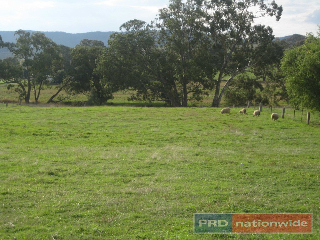 Lot 2 Pyrenees Highway AMPHITHEATRE 2