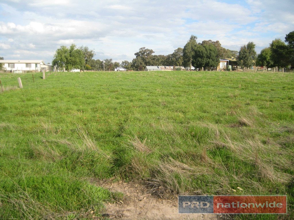 Lot 2 Pyrenees Highway AMPHITHEATRE 3