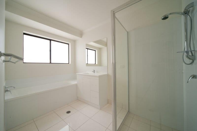 Lot 20 Fairweather Road CANNONVALE 13