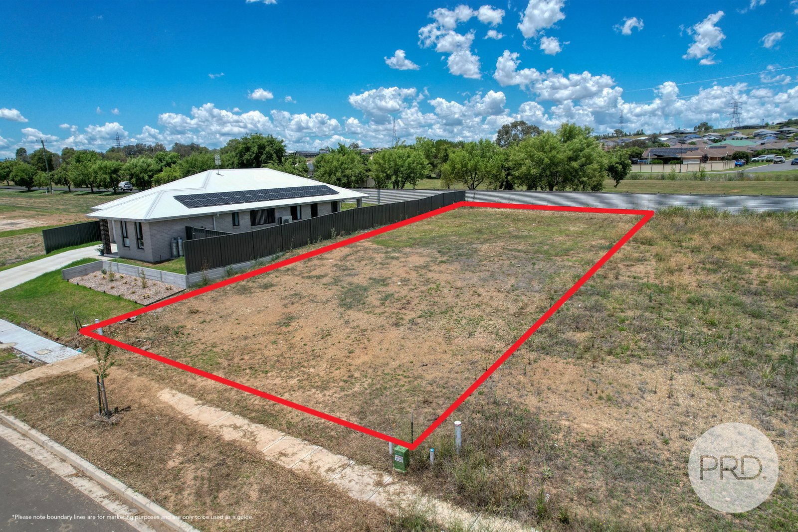 182 Warrah Drive TAMWORTH 1