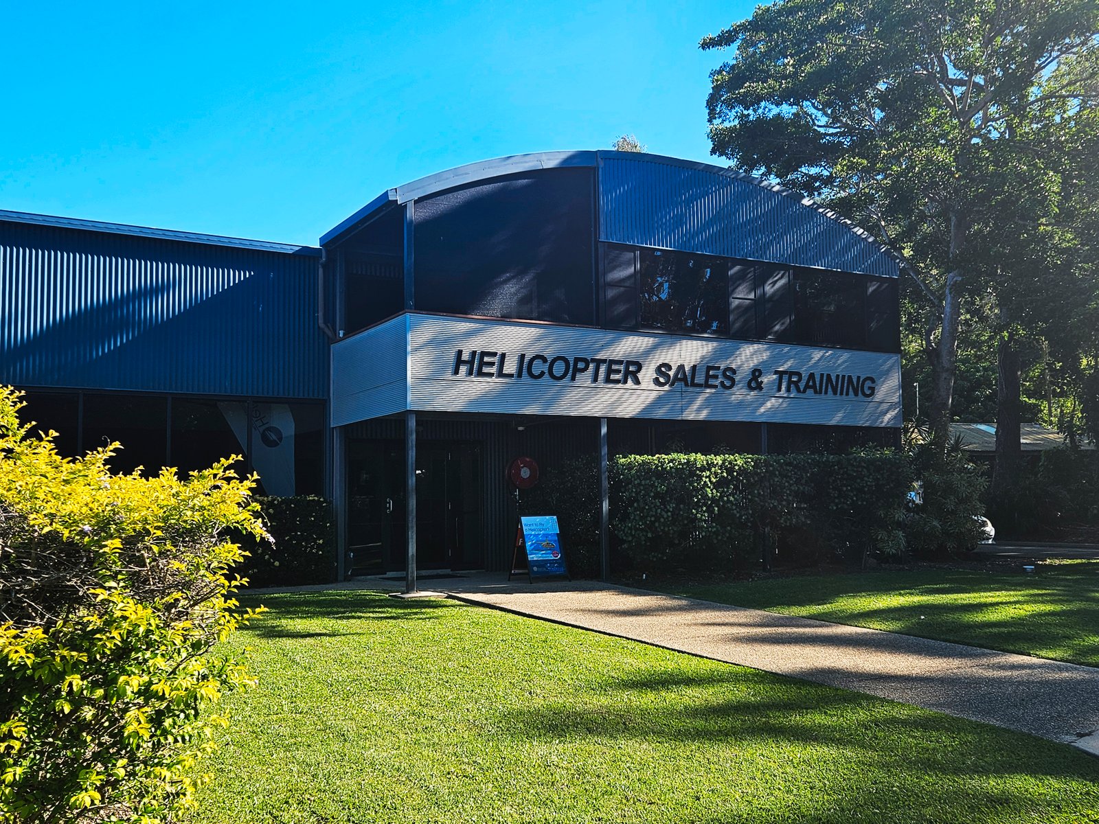 12 Air Whitsunday Drive FLAMETREE 11