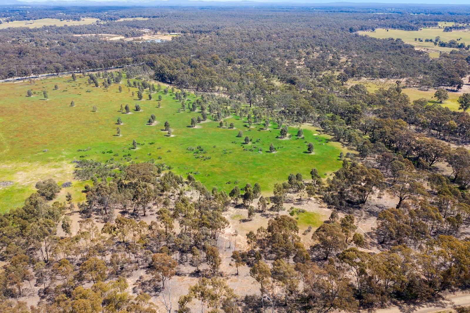 Gallery: Lot 4, 1 Hawkins Estate