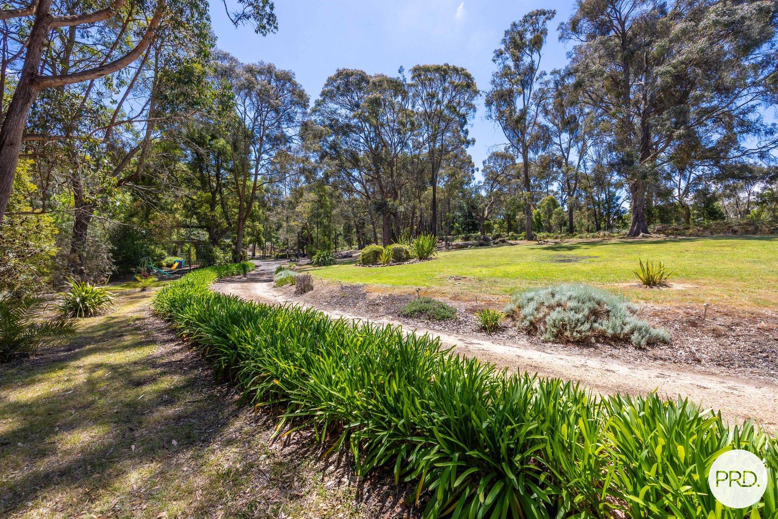 207 Clarendon-Lal Lal Road LAL LAL 5