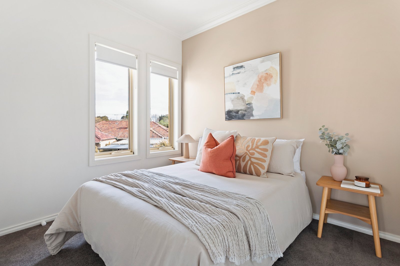 Real Estate and Property in 4/756 Hawthorn Road, Brighton East, VIC