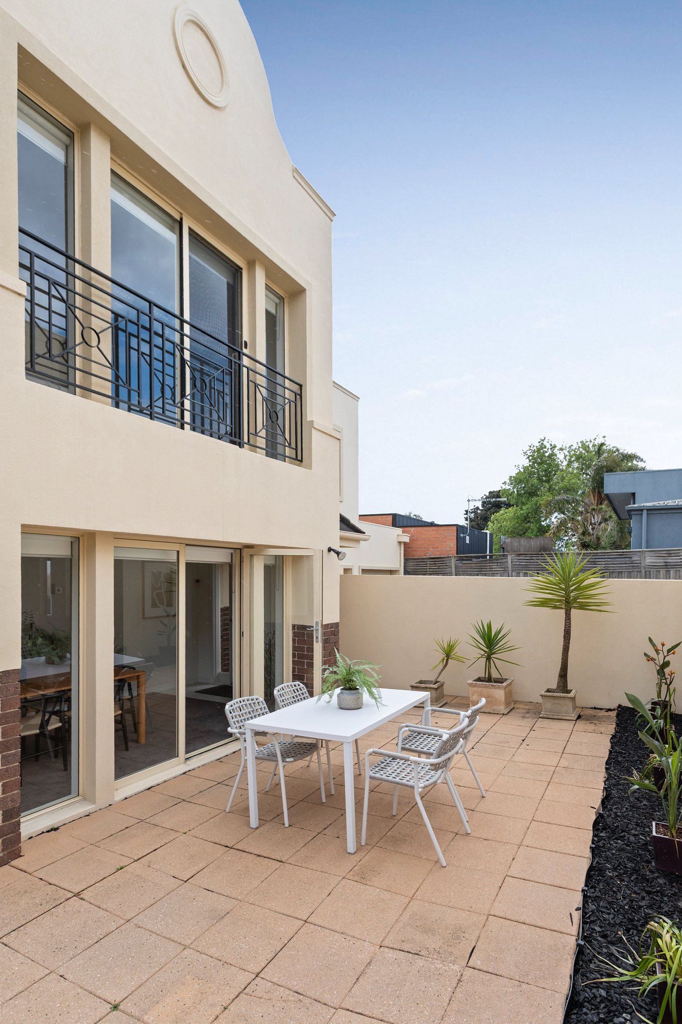 Real Estate and Property in 4/756 Hawthorn Road, Brighton East, VIC