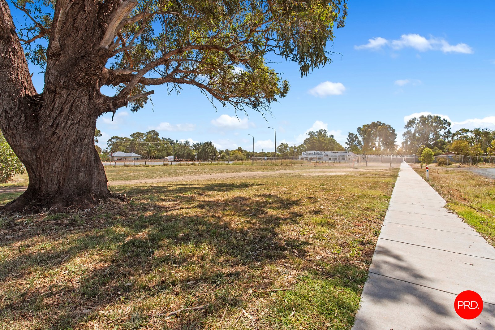 492 Midland Highway HUNTLY 8