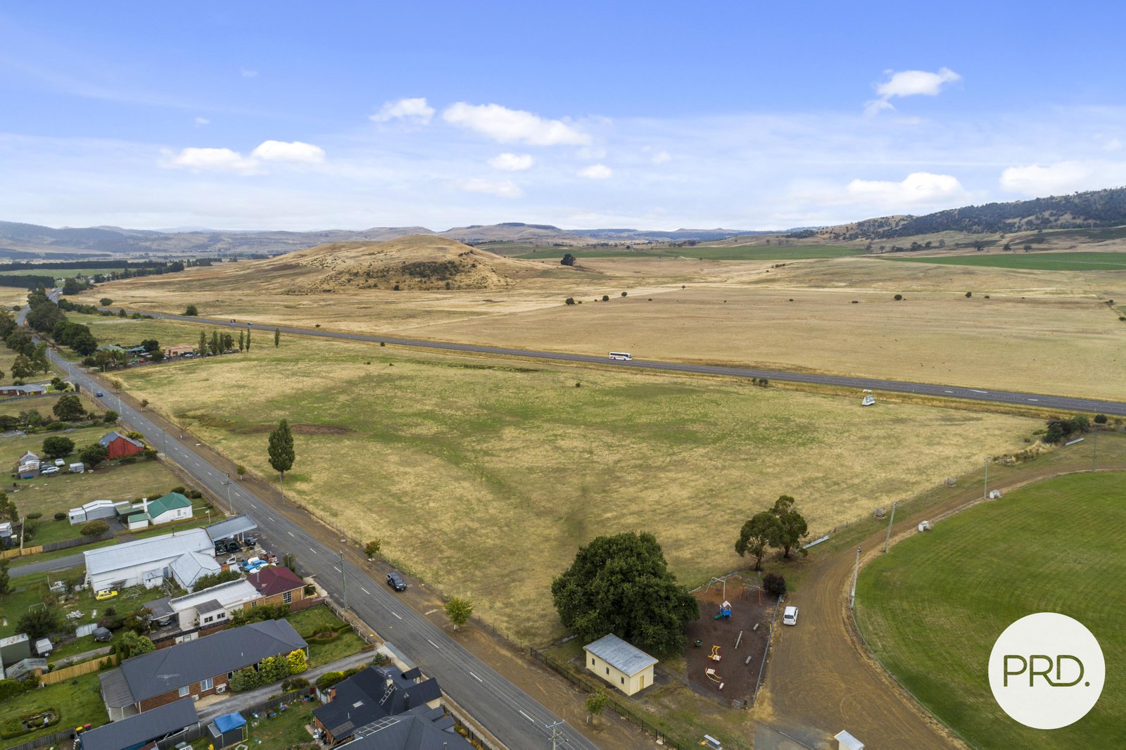 Grange Estate, Main Street KEMPTON 1