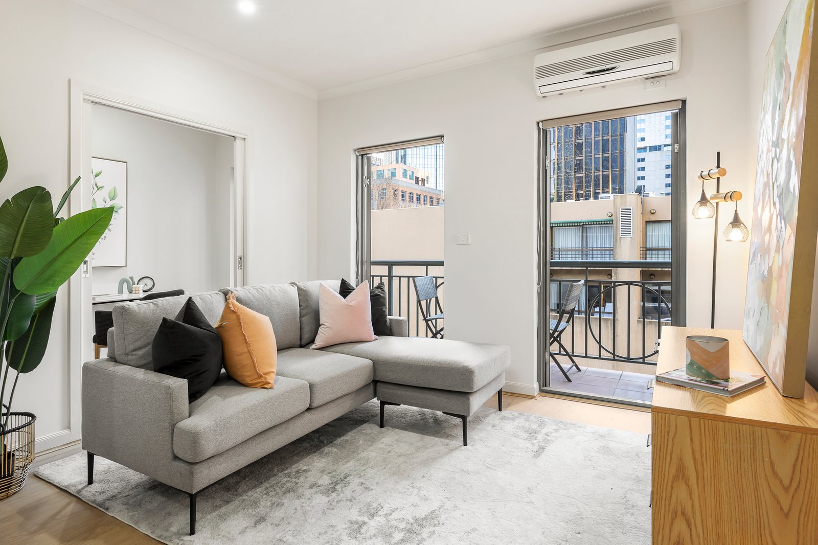 Gallery: 607/551 Flinders Lane