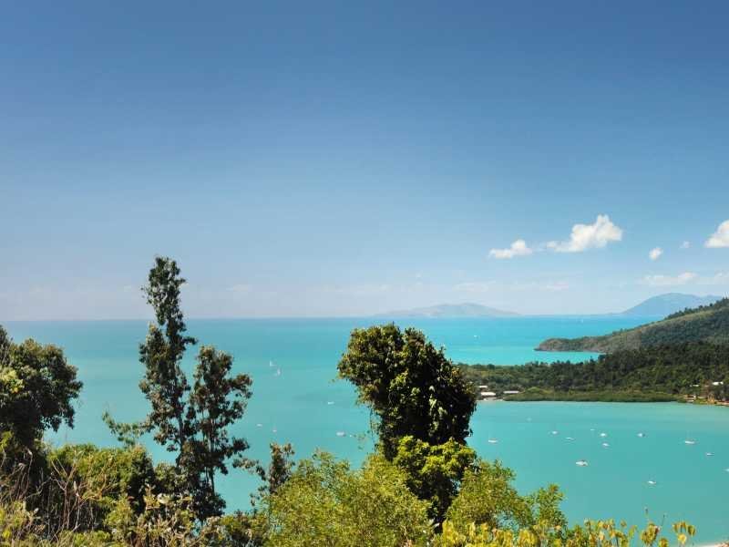 Lot 7 Raintree Place AIRLIE BEACH 3