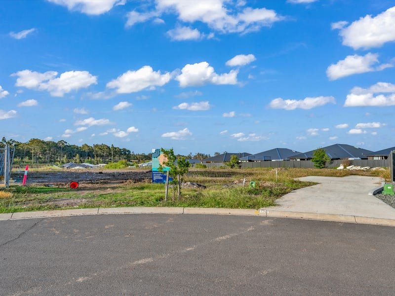  Crestwood Road THORNTON 2