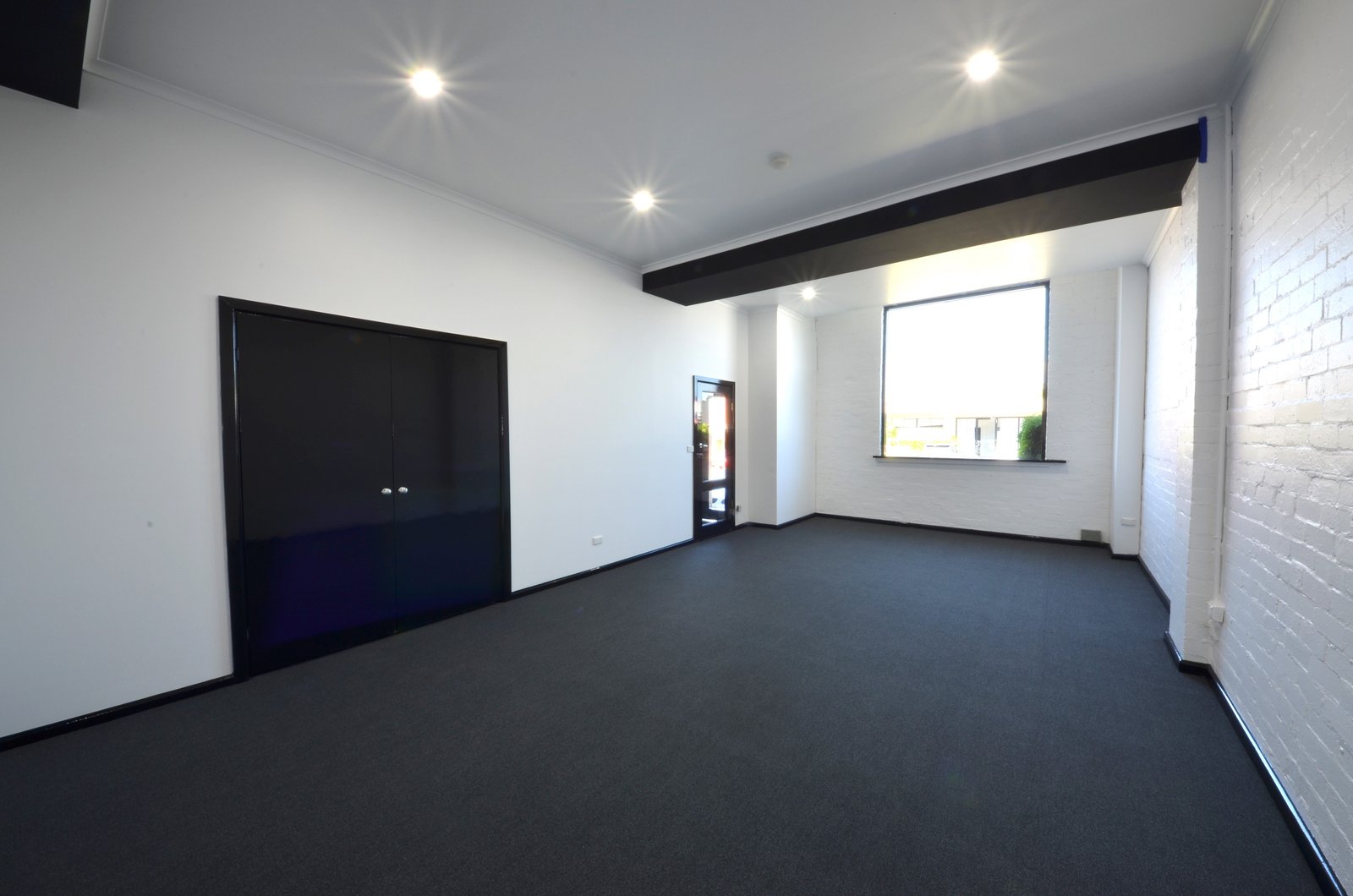 Gallery: 27 Advantage Road