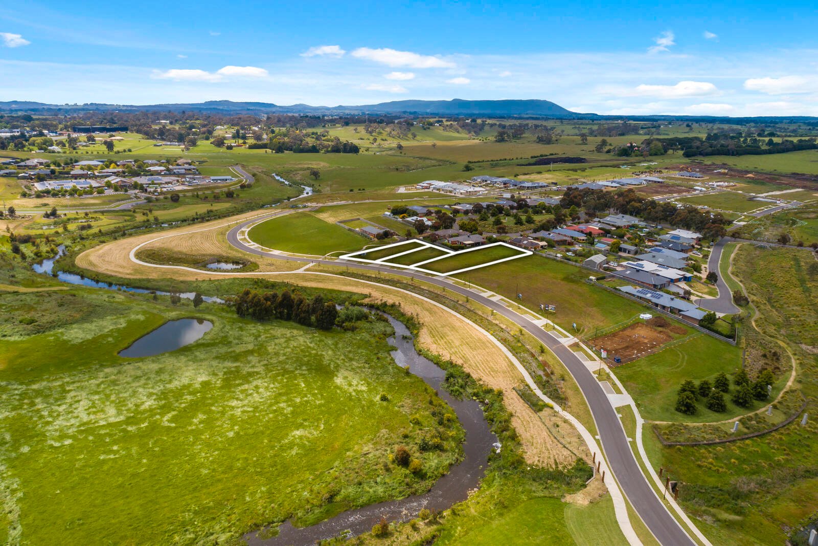 Real Estate and Property in Lots 64, 65 & 66 Campaspe Drive, Kyneton, VIC