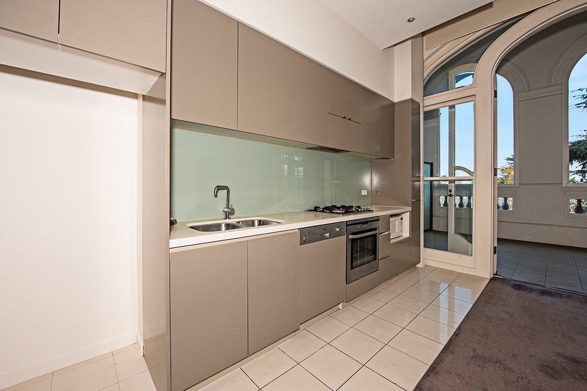 Gallery: M4/55 Queens Road