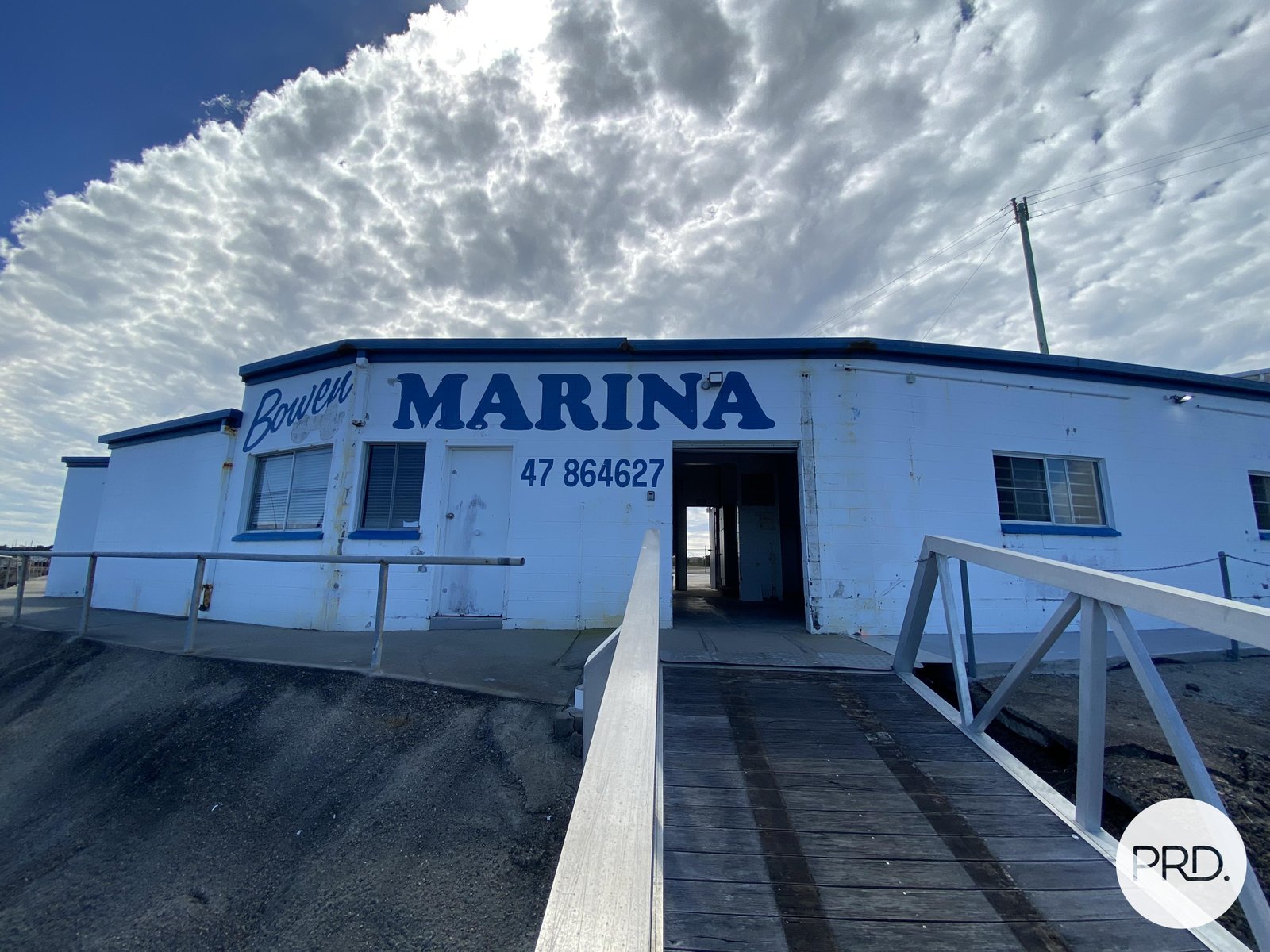 Office/46 Henry Darwen Memorial Drive BOWEN 9