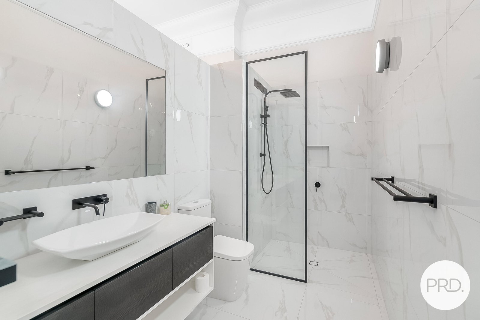 Ogilvie Suite/23 Stoke Street NEW TOWN 8